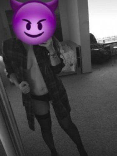 Настя есть подруга 