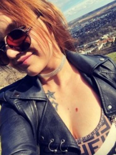 Индивидуалка Арина( есть подруга, без предоплаты)