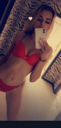 Николь ЕСТЬ ПОДРУГА