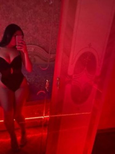 Индивидуалка Мия